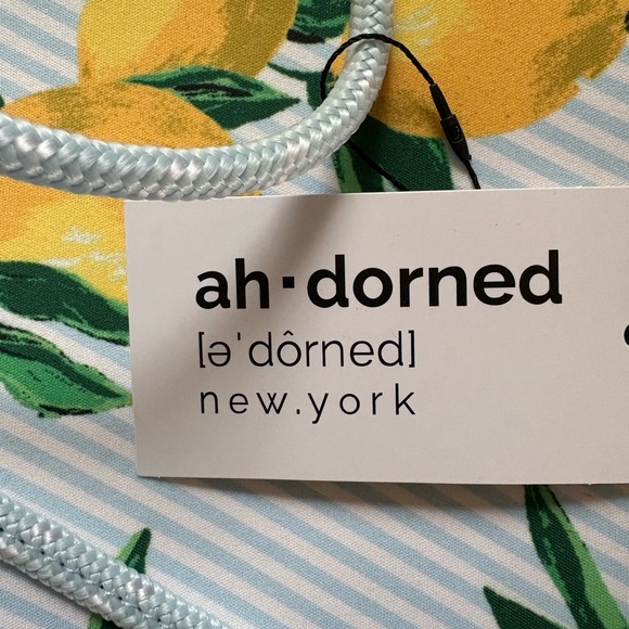 NWT AH•DORNED New York Emily Lemon Print Neoprene Tote - Picture 7 of 11